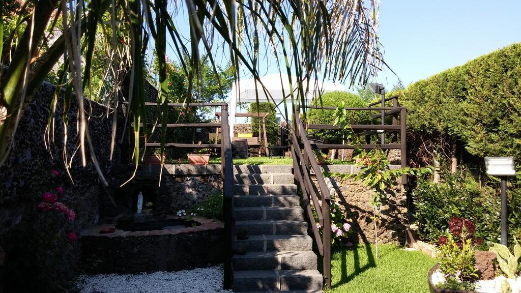 Etma Bed & Breakfast Sant'Alfio ภายนอก รูปภาพ