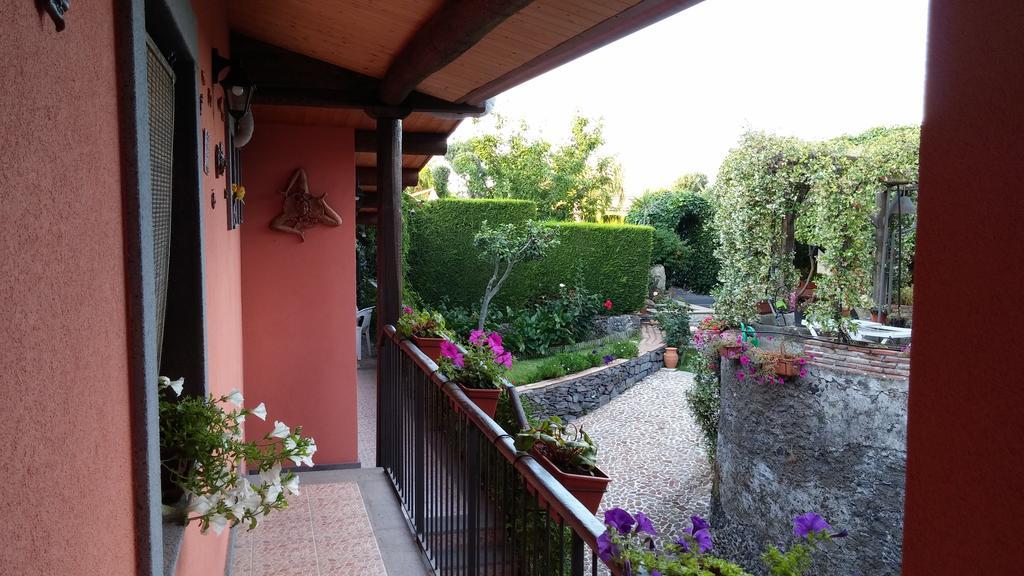 Etma Bed & Breakfast Sant'Alfio ภายนอก รูปภาพ