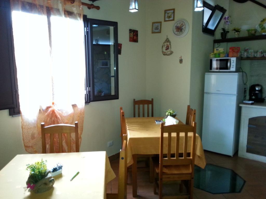 Etma Bed & Breakfast Sant'Alfio ภายนอก รูปภาพ