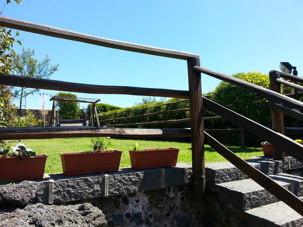 Etma Bed & Breakfast Sant'Alfio ภายนอก รูปภาพ