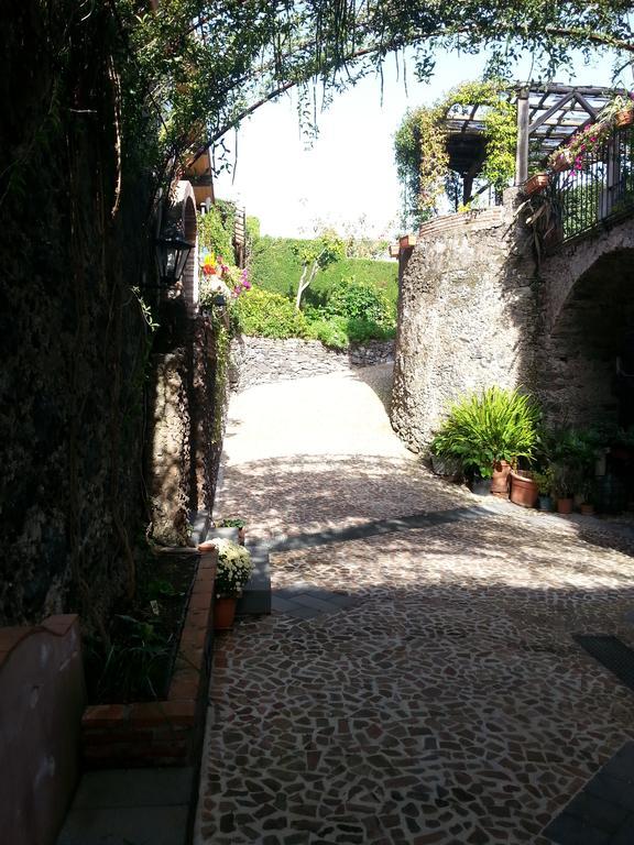 Etma Bed & Breakfast Sant'Alfio ภายนอก รูปภาพ