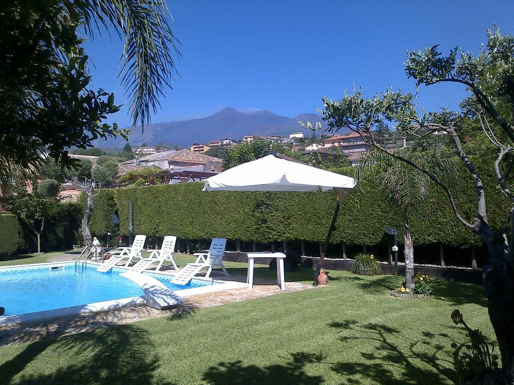 Etma Bed & Breakfast Sant'Alfio ภายนอก รูปภาพ