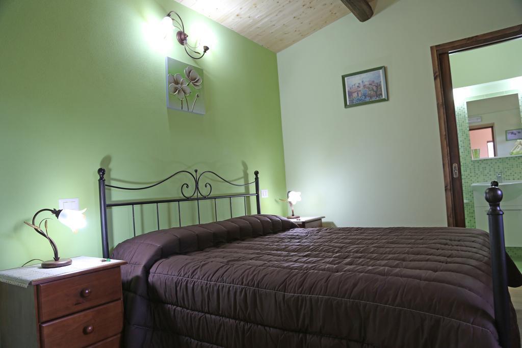 Etma Bed & Breakfast Sant'Alfio ห้อง รูปภาพ